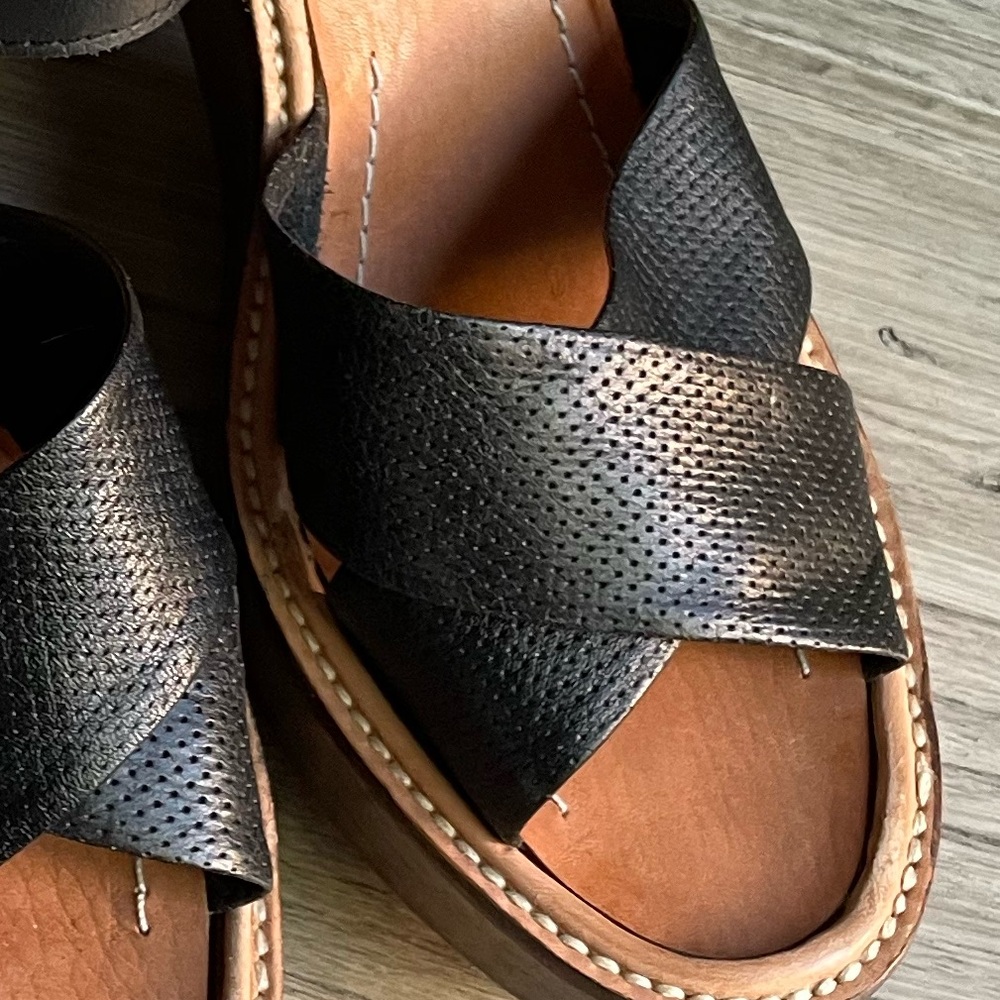 Rachel Comey Black Leather Cross-Strap Wedge Sandals with Wood Platform - Picture 4 of 16
